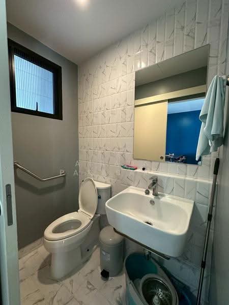 Baan Klang Muang Srinakarin – Onnut, Bangkok, 174 Soi On Nut 70/1, Prawet, Bangkok, 3 Bedrooms, 141 sqm, Townhouse For Rent, by Airada Parasarn, 500642016 - DDproperty.com