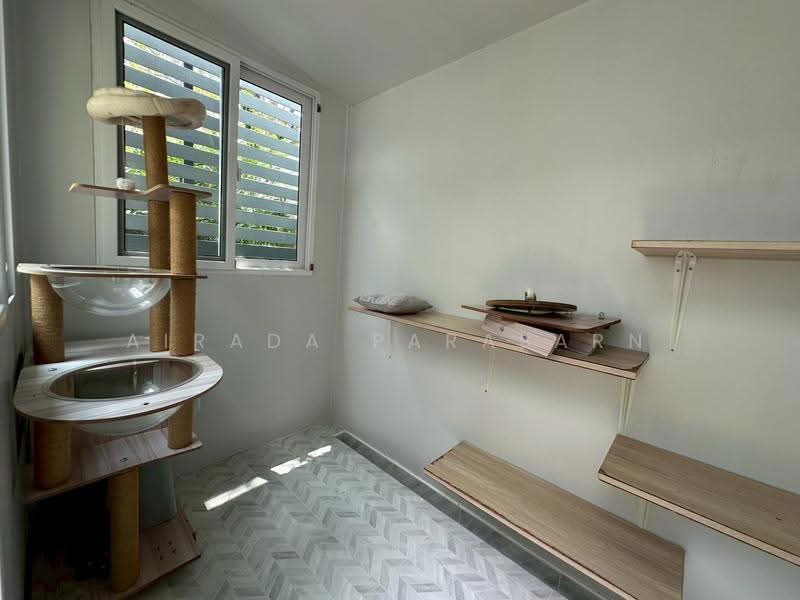 Baan Klang Muang Srinakarin – Onnut, Bangkok, 174 Soi On Nut 70/1, Prawet, Bangkok, 3 Bedrooms, 141 sqm, Townhouse For Rent, by Airada Parasarn, 500642016 - DDproperty.com