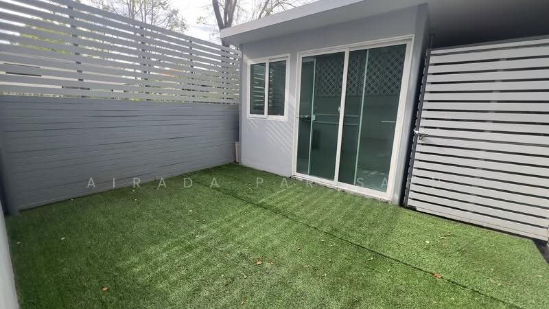 Baan Klang Muang Srinakarin – Onnut, Bangkok, 174 Soi On Nut 70/1, Prawet, Bangkok, 3 Bedrooms, 141 sqm, Townhouse For Rent, by Airada Parasarn, 500642016 - DDproperty.com