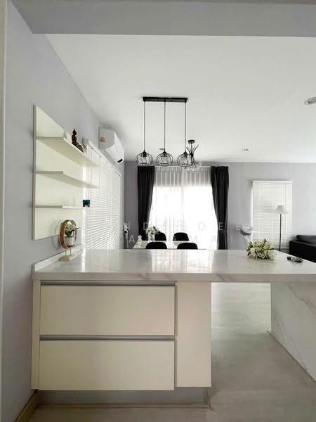 บ้านสวยในโครงการ ให้เช่า – ใกล้ตลาดเจริญเจริญ เพียง 5 นาที ค่าเช่า 27,000 บาท / เดือน No.13H654, เชียงใหม่, ต้นเปา, สันกำแพง, เชียงใหม่, 150 ตร.ม., บ้านเดี่ยว ให้เช่า, โดย Baandeedee Chiangmai, 500642020 - DDproperty.com