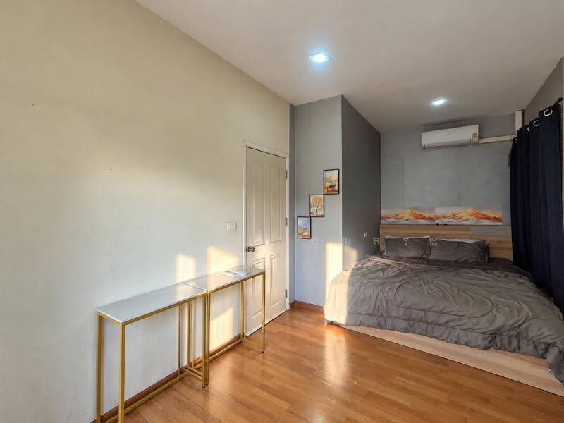 Golden Avenue Chaengwattana-Tiwanon, Nonthaburi, Sukhaprachasan Road 3, Bang Phut, Pak Kret, Nonthaburi, 4 Bedrooms, 100 sqm, Single Detached House For Sale, by กรกฤตย์ บุญสระ, 500642038 - DDproperty.com