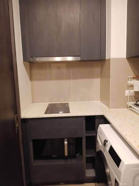 XT Huaikhwang, Bangkok, 244 Ratchadaphisek Road, Huai Khwang, Bangkok, 1 Bedroom, 35 sqm, Condo For Rent, by Living Condo, 500642055 - DDproperty.com