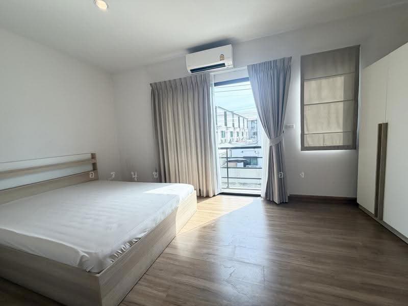 Baan Klang Muang Srinakarin – Onnut, Bangkok, 174 Soi On Nut 70/1, Prawet, Bangkok, 3 Bedrooms, 141 sqm, Townhouse For Rent, by อรนุช ชาติทอง, 500642163 - DDproperty.com