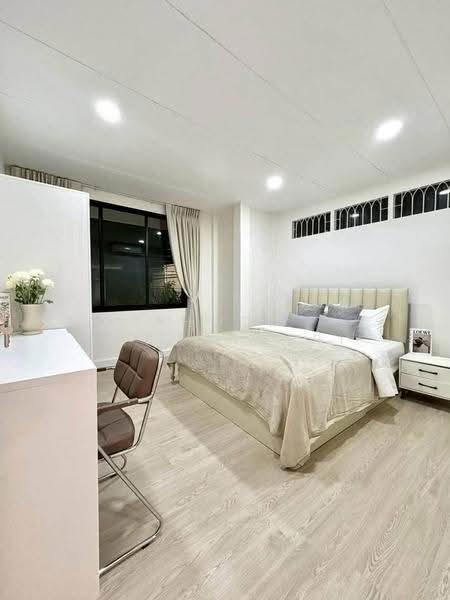 ทาวน์เฮ้าส์ 5-ห้องนอน, กรุงเทพ, สามเสนนอก, ห้วยขวาง, กรุงเทพ, 410 ตร.ม., ทาวน์เฮ้าส์ ให้เช่า, โดย Phoom Imruangsri, 500642196 - DDproperty.com