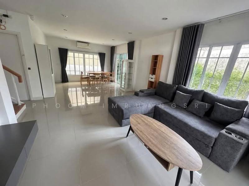 3 BR house, Bangkok, Praborommaharatchawang, Phra Nakhon, Bangkok, 3 Bedrooms, 204 sqm, Single Detached House For Sale, by Phoom Imruangsri, 500642225 - DDproperty.com