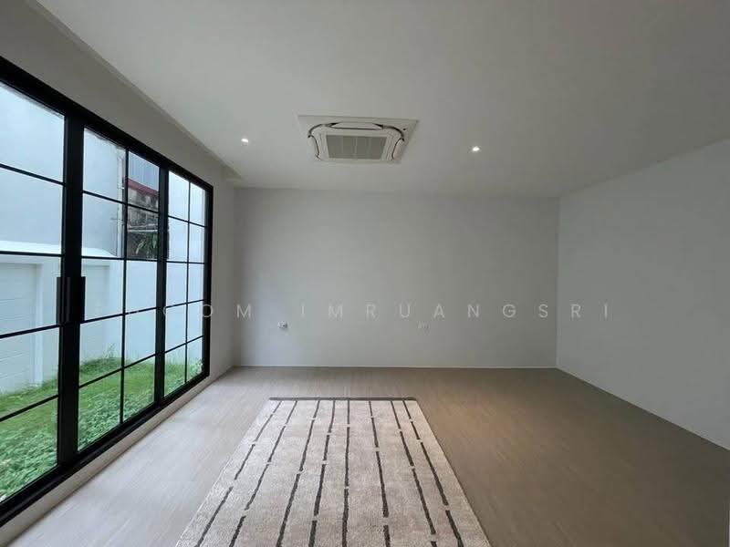 5-BR House, Bangkok, Praborommaharatchawang, Phra Nakhon, Bangkok, 5 Bedrooms, 540 sqm, Single Detached House For Sale, by Phoom Imruangsri, 500642246 - DDproperty.com
