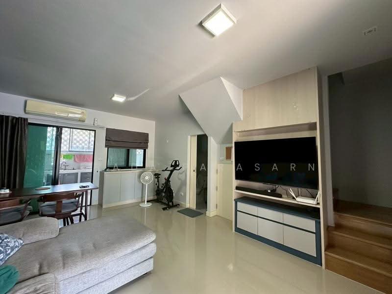 Baan Klang Muang Srinakarin – Onnut : บ้านกลางเมือง ศรีนครินทร์ – อ่อนนุช, กรุงเทพ, 174 ซอย อ่อนนุช 70/1, ประเวศ, กรุงเทพ, 141 ตร.ม., ทาวน์เฮ้าส์ ขาย, โดย Airada Parasarn, 500642248 - DDproperty.com