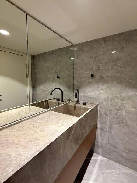 5-BR Townhouse, Bangkok, Khlong Tan Nua, Watthana, Bangkok, 5 Bedrooms, 547 sqm, Townhouse For Sale, by Phoom Imruangsri, 500642292 - DDproperty.com