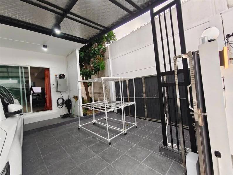 อินดี้ 2 ประชาอุทิศ 90 (Indy 2 Prachauthit 90), Samut Prakan, ถนนประชาอุทิศ90, Nai Khlong Bang Pla Kot, Phra Samut Jadee, Samut Prakan, 2 Bedrooms, 120 sqm, Townhouse For Sale, by คุณ วารุณี นิราช (รุ้ง), 500642369 - DDproperty.com