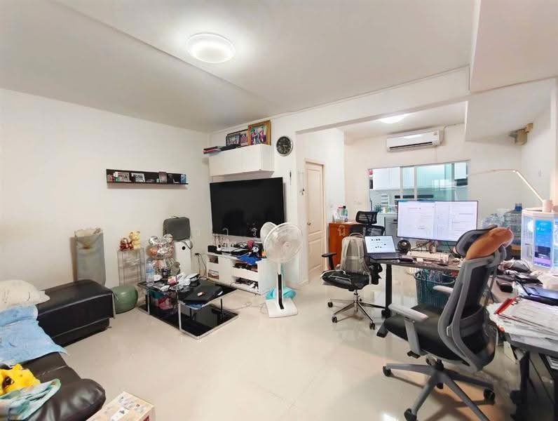 อินดี้ 2 ประชาอุทิศ 90 (Indy 2 Prachauthit 90), สมุทรปราการ, ถนนประชาอุทิศ90, ในคลองบางปลากด, พระสมุทรเจดีย์, สมุทรปราการ, 120 ตร.ม., ทาวน์เฮ้าส์ ขาย, โดย คุณ วารุณี นิราช (รุ้ง), 500642369 - DDproperty.com