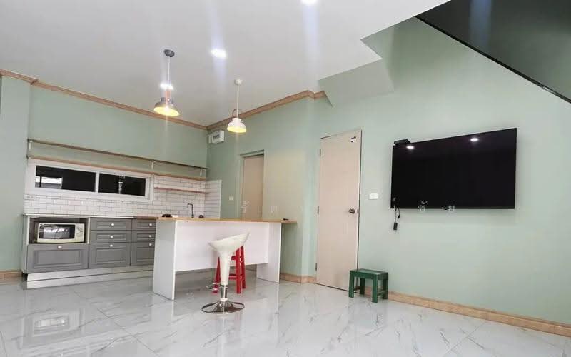 ทำเลซอยวัดลาดปลาดุก เลี้ยงสัตว์ได้ ให้เช่าทาวน์โฮม 2 ชั้น เวอริเดียน พรอมท์ บ้านพร้อมอยู่, นนทบุรี, กาญจนาภิเษก, บางรักพัฒนา, บางบัวทอง, นนทบุรี, 120 ตร.ม., ทาวน์เฮ้าส์ ให้เช่า, โดย บุษบา รัตนวงษ์ชัย, 500642373 - DDproperty.com