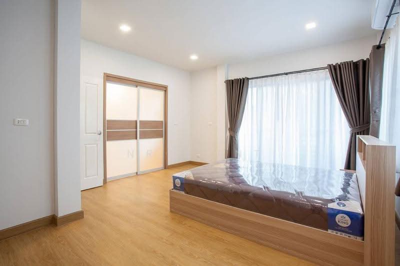Casa Ville Watcharapon-Sukhapibarn 5, Bangkok, Sukhaphiban 5 Road, O-Ngoen, Sai Mai, Bangkok, 4 Bedrooms, 200 sqm, Single Detached House For Rent, by NR agent, 500642506 - DDproperty.com
