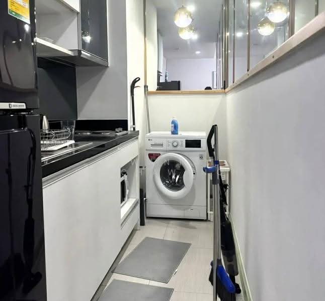 Sky Walk Residences, Bangkok, 1599 Sukhumvit Road, Phra Kanong Nua, Watthana, Bangkok, 1 Bedroom, 52 sqm, Condo For Rent, by Pawanrat Panchawanon, 500642542 - DDproperty.com