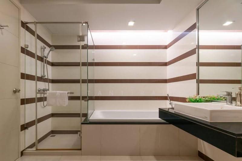 Beverly 33 by Aspira, Bangkok, 33 Sukhumvit Road, Khlong Tan Nua, Watthana, Bangkok, 1 Bedroom, 50 sqm, Apartment For Rent, by Nat Tantirapan, 500642606 - DDproperty.com