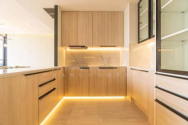 Noble Ploenchit, Bangkok, 1035 Ploenchit  Road, Lumphini, Pathum Wan, Bangkok, 2 Bedrooms, 120 sqm, Condo For Rent, by Piyathida Phanchomphu, 500642679 - DDproperty.com