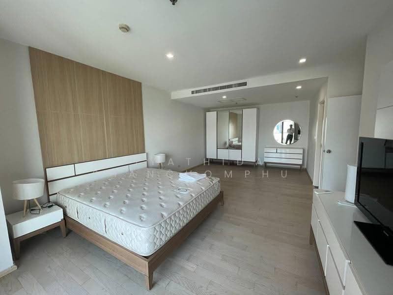 Noble Remix, Bangkok, 772 Soi Sukhumvit 36, Sukhumvit Road, Khong Tan, Khlong Toei, Bangkok, 2 Bedrooms, 80 sqm, Condo For Rent, by Piyathida Phanchomphu, 500642751 - DDproperty.com