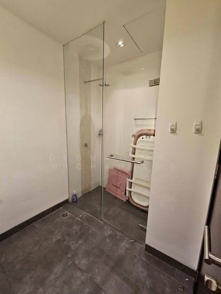 The Lofts Yennakart, Bangkok, 366 ์Soi Nang Linchi Yenakat Road, Chong Nonsi, Yan Nawa, Bangkok, 2 Bedrooms, 68 sqm, Condo For Sale, by Dechatorn Chichaiyang, 500642828 - DDproperty.com