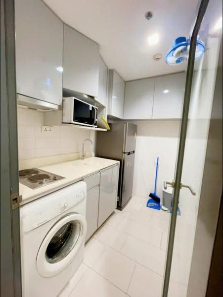 IDEO MOBI Sukhumvit 81, Bangkok, 2097 Sukhumvit Road, Bang Chak, Phra Khanong, Bangkok, 2 Bedrooms, 55 sqm, Condo For Rent, by Agentbkk, 500642885 - DDproperty.com