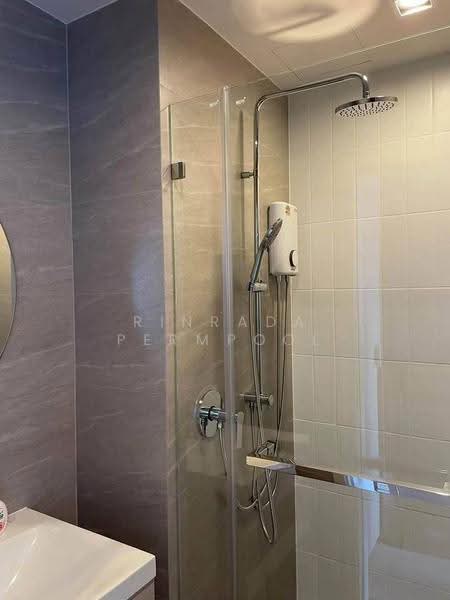 Reference Sathorn-Wongwianyai, Bangkok, Krung Thonburi 2 Alley, Bang Lam Phu Lang, Khlong San, Bangkok, 1 Bedroom, 32 sqm, Condo For Rent, by Rinrada Permpool, 500643008 - DDproperty.com
