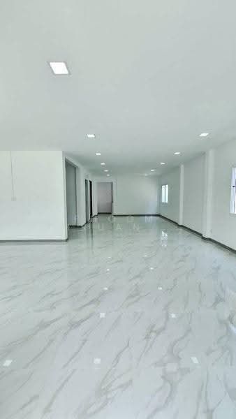 5 BR house, Bangkok, Praborommaharatchawang, Phra Nakhon, Bangkok, 5 Bedrooms, 108 sqm, Single Detached House For Sale, by Phoom Imruangsri, 500643014 - DDproperty.com