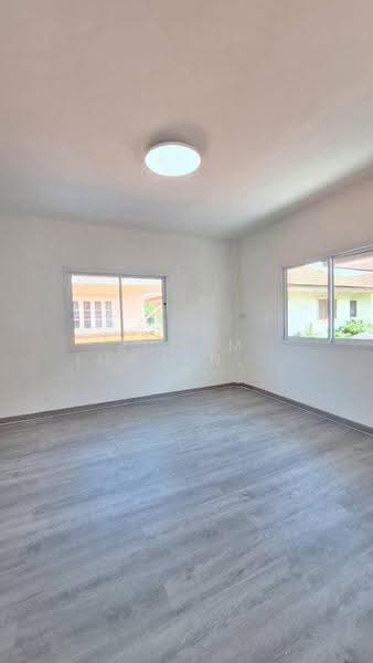 5 BR house, Bangkok, Praborommaharatchawang, Phra Nakhon, Bangkok, 5 Bedrooms, 108 sqm, Single Detached House For Sale, by Phoom Imruangsri, 500643014 - DDproperty.com