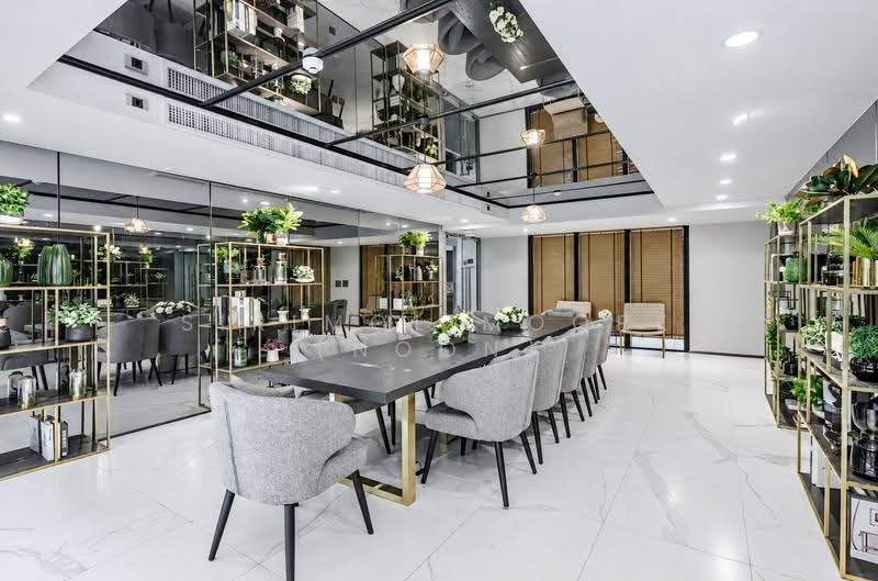 Klass Sarasin-Rajdamri, Bangkok, 229 Sarasin Road, Lumphini, Pathum Wan, Bangkok, 2 Bedrooms, 83 sqm, Condo For Rent, by Sirimol Moore (Noon), 500643027 - DDproperty.com