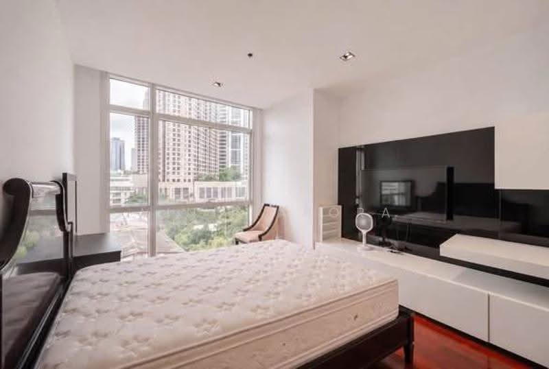 Athenee Residence, Bangkok, 65 Witthayu Road, Lumphini, Pathum Wan, Bangkok, 2 Bedrooms, 132 sqm, Condo For Sale, by Vinit Arora, 500643170 - DDproperty.com