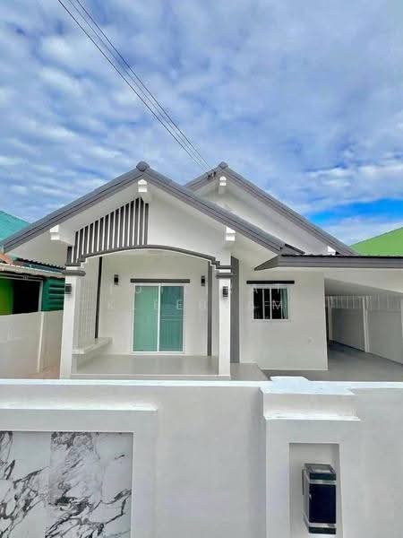3-BR House, Chon Buri (Pattaya), Ta Khian Tia, Bang Lamung (Pattaya), Chon Buri (Pattaya), 3 Bedrooms, 150 sqm, Single Detached House For Sale, by Puttirat Kleebyam, 500643179 - DDproperty.com