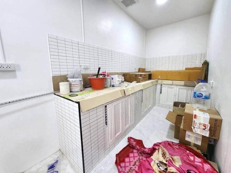 4 BR house, Chon Buri (Pattaya), Nong - Kham, Si Racha, Chon Buri (Pattaya), 4 Bedrooms, 325 sqm, Single Detached House For Sale, by Puttirat Kleebyam, 500643199 - DDproperty.com
