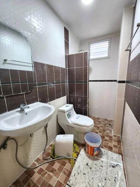 4 BR house, Chon Buri (Pattaya), Nong - Kham, Si Racha, Chon Buri (Pattaya), 4 Bedrooms, 325 sqm, Single Detached House For Sale, by Puttirat Kleebyam, 500643199 - DDproperty.com