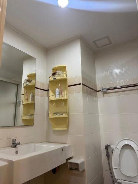 Lumpini Place Narathiwas-Chaopraya, Bangkok, 1298 Rama 3 Road, Chong Nonsi, Yan Nawa, Bangkok, 1 Bedroom, 41 sqm, Condo For Rent, by Getsarin Aron, 500643205 - DDproperty.com