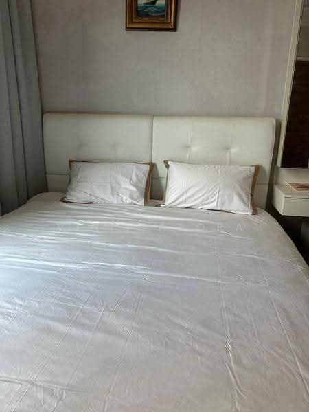 Q Asoke, Bangkok, 1678 Petchaburi Road, Makkasan, Ratchathewi, Bangkok, 1 Bedroom, 38 sqm, Condo For Rent, by Vinit Arora, 500643226 - DDproperty.com