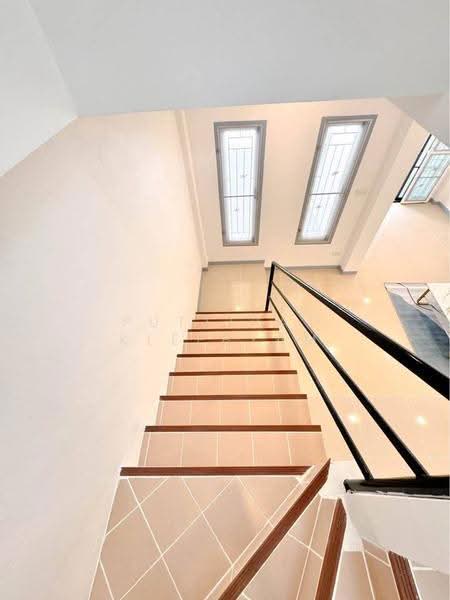3 BR townhouse, ชลบุรี, บ่อวิน, ศรีราชา, ชลบุรี, 150 ตร.ม., ทาวน์เฮ้าส์ ขาย, โดย Puttirat Kleebyam, 500643236 - DDproperty.com