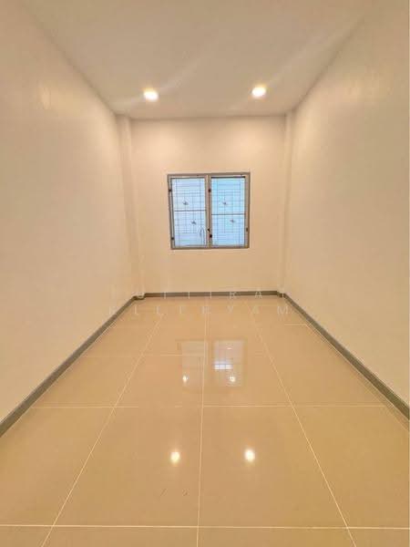 3 BR townhouse, Chon Buri (Pattaya), Bo Win, Si Racha, Chon Buri (Pattaya), 3 Bedrooms, 150 sqm, Townhouse For Sale, by Puttirat Kleebyam, 500643236 - DDproperty.com