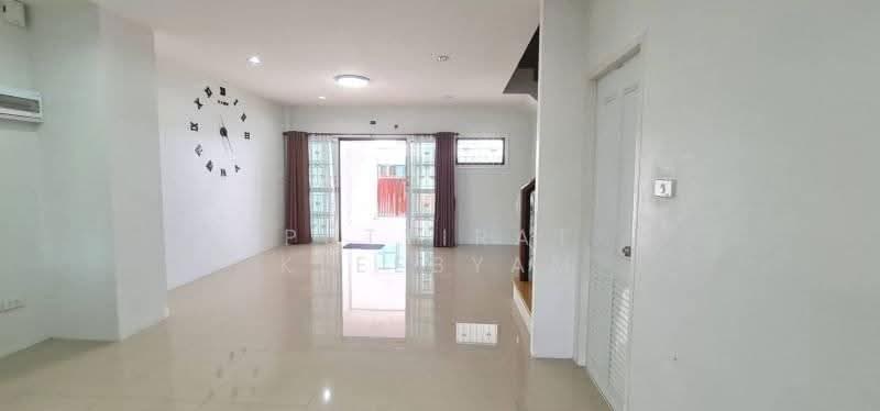 2 BR townhouse, ชลบุรี, บ้านสวน, เมืองชลบุรี, ชลบุรี, 93 ตร.ม., ทาวน์เฮ้าส์ ขาย, โดย Puttirat Kleebyam, 500643249 - DDproperty.com