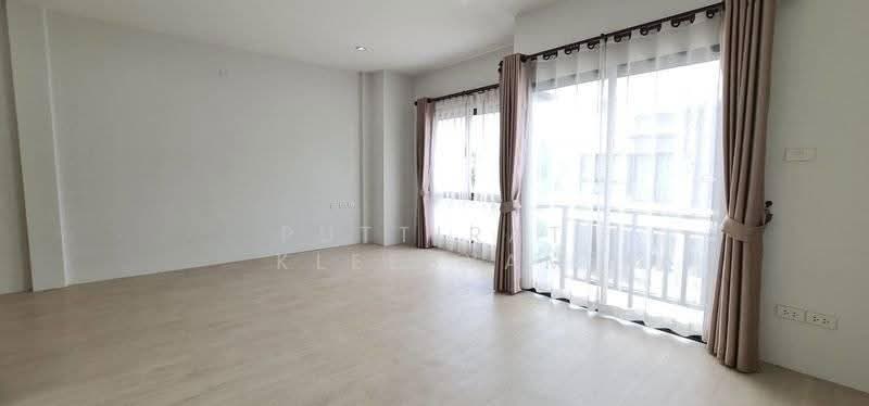 2 BR townhouse, ชลบุรี, บ้านสวน, เมืองชลบุรี, ชลบุรี, 93 ตร.ม., ทาวน์เฮ้าส์ ขาย, โดย Puttirat Kleebyam, 500643249 - DDproperty.com