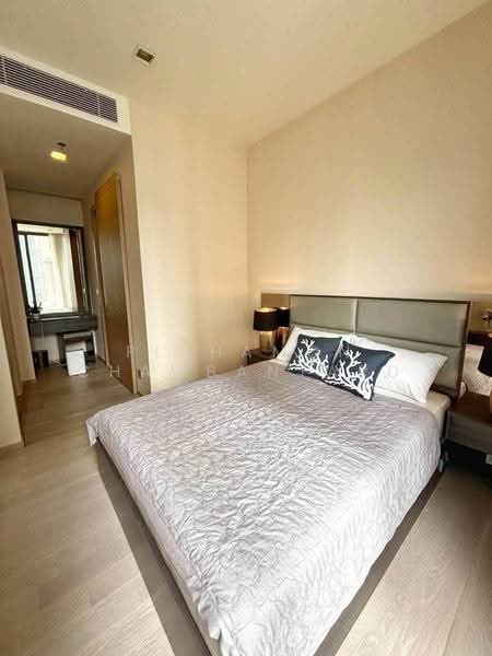 The Esse Asoke, Bangkok, 333 Soi Sukhumvit 21, Sukhumvit Road, Khlongtoei Nua, Watthana, Bangkok, 1 Bedroom, 37 sqm, Condo For Rent, by Pichamon Chawbantard, 500643370 - DDproperty.com