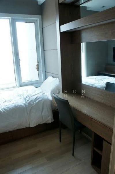 Siri At Sukhumvit, Bangkok, 902 Sukhumvit Road, Phra Kanong, Khlong Toei, Bangkok, 2 Bedrooms, 70 sqm, Condo For Rent, by Sasithon Phonchuai, 500643403 - DDproperty.com