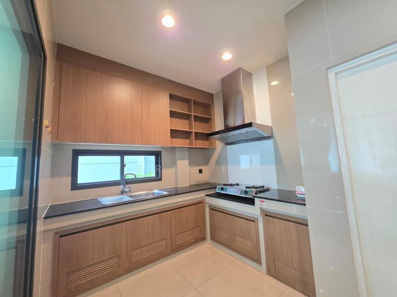 Setthasiri Krungthep Kreetha, Bangkok, Krungthep Kreetha Road, Hua Mak, Bang Kapi, Bangkok, 4 Bedrooms, 193 sqm, Single Detached House For Rent, by Eric Fu, 500643449 - DDproperty.com