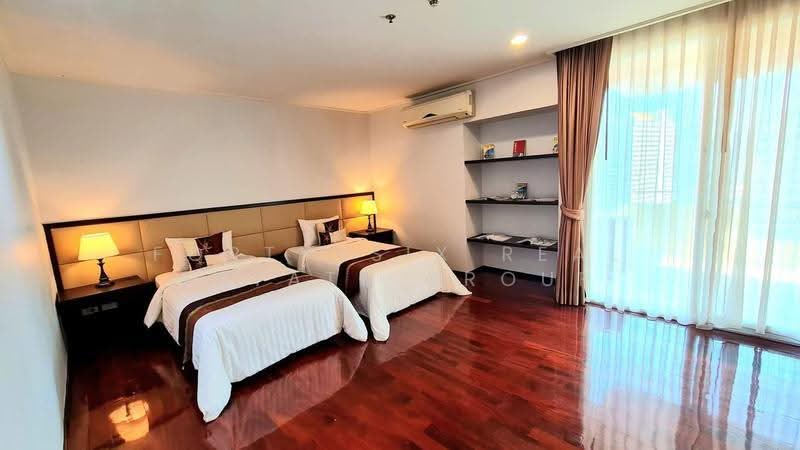 Piyathip Place, Bangkok, 24 Soi Prommitr, Khlong Tan Nua, Watthana, Bangkok, 2 Bedrooms, 174 sqm, Condo For Rent, by Forty-Six Real Estate Group, 500643507 - DDproperty.com
