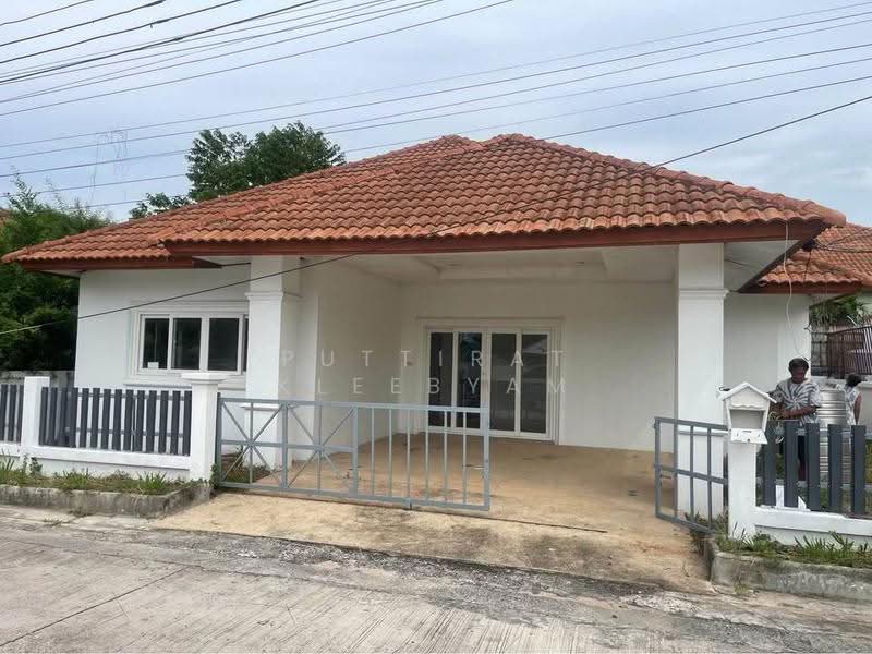 บ้าน 3-ห้องนอน, ชลบุรี, ตะเคียนเตี้ย, บางละมุง, ชลบุรี, 150 ตร.ม., บ้านเดี่ยว ขาย, โดย Puttirat Kleebyam, 500643561 - DDproperty.com