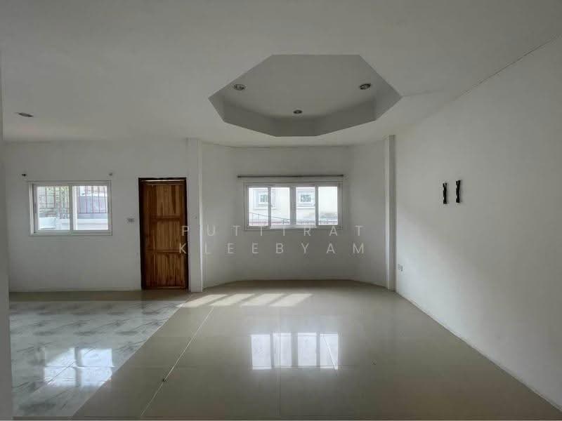 3-BR House, Chon Buri (Pattaya), Ta Khian Tia, Bang Lamung (Pattaya), Chon Buri (Pattaya), 3 Bedrooms, 150 sqm, Single Detached House For Sale, by Puttirat Kleebyam, 500643561 - DDproperty.com