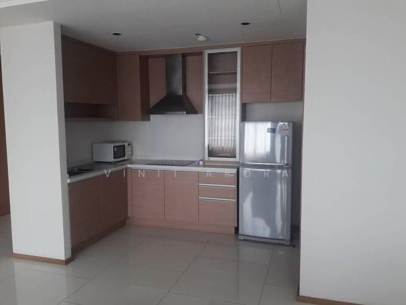 The Emporio Place, Bangkok, 93 Soi Sukhumvit 24, Sukhumvit Road, Khong Tan, Khlong Toei, Bangkok, 1 Bedroom, 65 sqm, Condo For Rent, by Vinit Arora, 500643577 - DDproperty.com