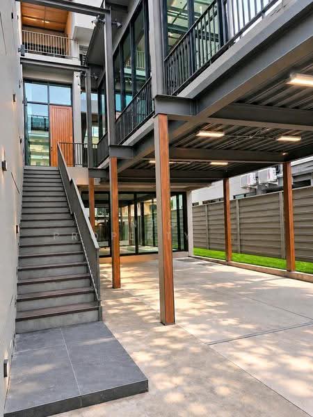 The Pantas Rachada - Rama 9, Bangkok, Soi Saha Kan Pramun, Pracha Uthit Road, Wang Thonglang, Bangkok, 7 Bedrooms, 510 sqm, Townhouse For Rent, by NTG Property House Co.,Ltd., 500643715 - DDproperty.com