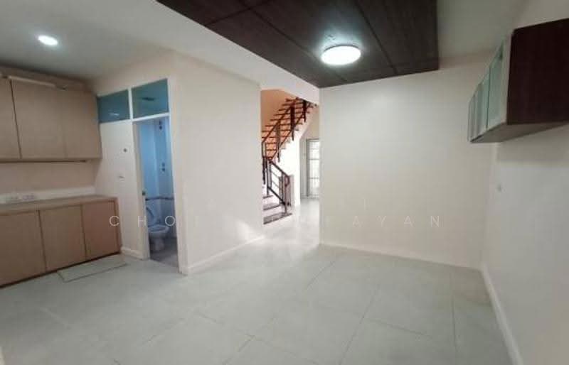 3-BR Townhouse, Bangkok, Chong Nonsi, Yan Nawa, Bangkok, 3 Bedrooms, 184 sqm, Townhouse For Sale, by Tanakrit Chotbuddkayan, 500643718 - DDproperty.com
