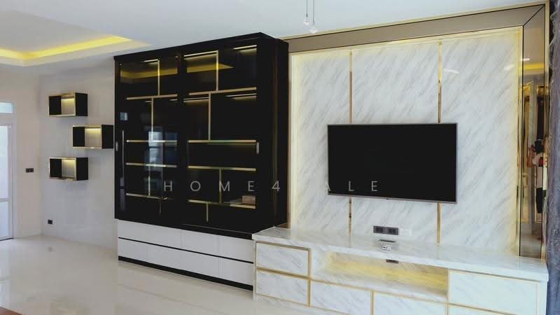 Baan Klang Krung The Royal Vienna Ratchavipa - Ratchadaphisek, Bangkok, Chatuchak, Bangkok, 3 Bedrooms, 200 sqm, Townhouse For Sale, by Home4Sale, 500643721 - DDproperty.com