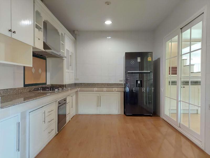 Nantawan Suanluang Rama 9, Bangkok, Chaloem Phra Kiat Rama 9, Soi 62, Dok Mai, Prawet, Bangkok, 5 Bedrooms, 350 sqm, Single Detached House For Rent, by Nutty Property, 500643799 - DDproperty.com