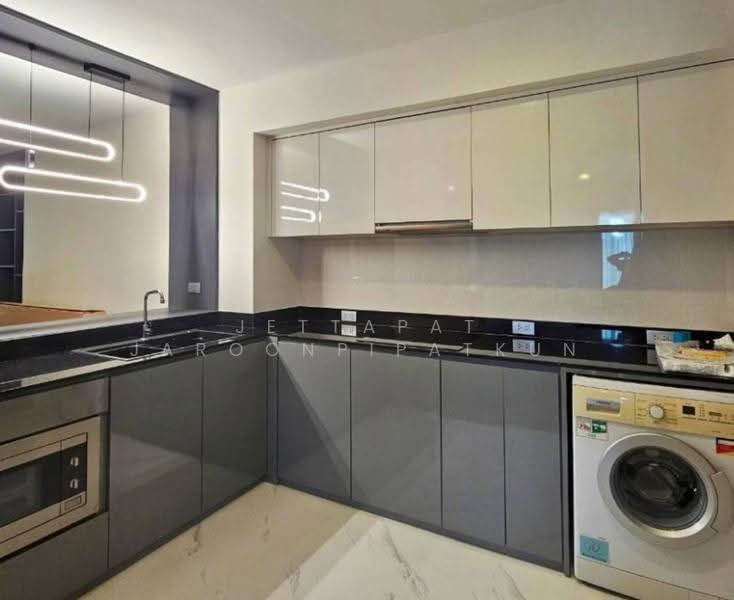 Sky Walk Residences, Bangkok, 1599 Sukhumvit Road, Phra Kanong Nua, Watthana, Bangkok, 3 Bedrooms, 121 sqm, Condo For Rent, by Jettapat Jaroonpipatkun, 500643816 - DDproperty.com