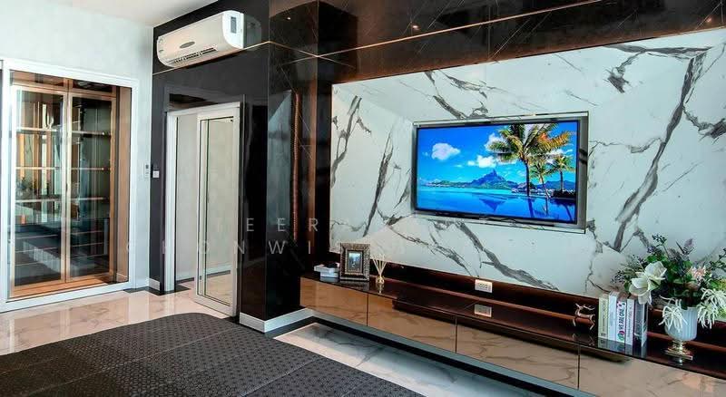 Belle Grand Rama 9, Bangkok, 131 Rama 9 Road, Huai Khwang, Bangkok, 3 Bedrooms, 182 sqm, Condo For Sale, by Teeranant Chonwisaikajon, 500643849 - DDproperty.com