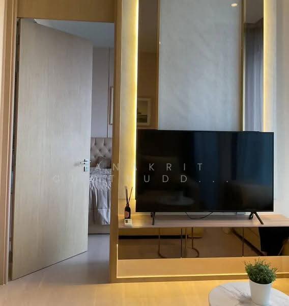 The Esse Asoke, Bangkok, 333 Soi Sukhumvit 21, Sukhumvit Road, Khlongtoei Nua, Watthana, Bangkok, 1 Bedroom, 48 sqm, Condo For Rent, by Tanakrit Chotbuddkayan, 500643920 - DDproperty.com